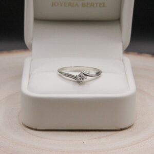 Anillo piedra cuadrada – Plata / Oro – Code ACP05- Cotizar por talla